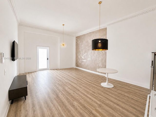 3025 Indian Creek Dr 110 110, Miami Beach, FL 33140