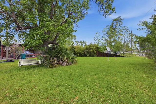 2137 Cedar Ln Lane, Sulphur, LA 70663