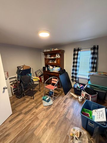 1356 W Pine Hill Road, London, KY 40744