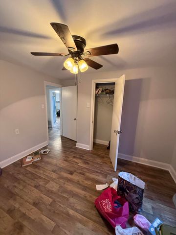 1356 W Pine Hill Road, London, KY 40744