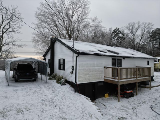 1356 W Pine Hill Road, London, KY 40744