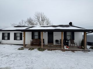 1356 W Pine Hill Road, London, KY 40744