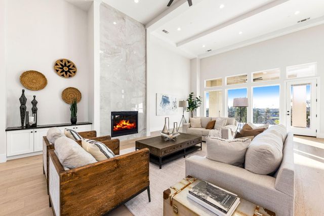 762 Glen-Mady Way, Folsom, CA 95630