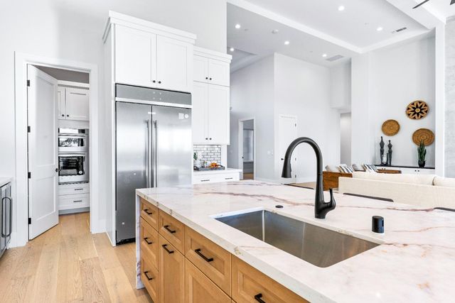 762 Glen-Mady Way, Folsom, CA 95630