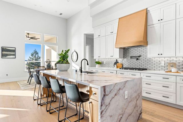 762 Glen-Mady Way, Folsom, CA 95630