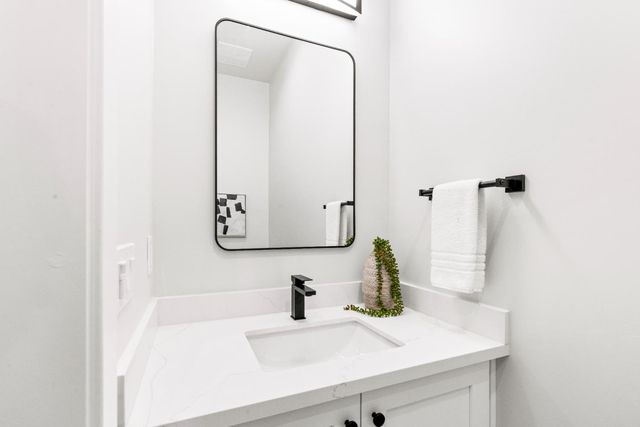 762 Glen-Mady Way, Folsom, CA 95630