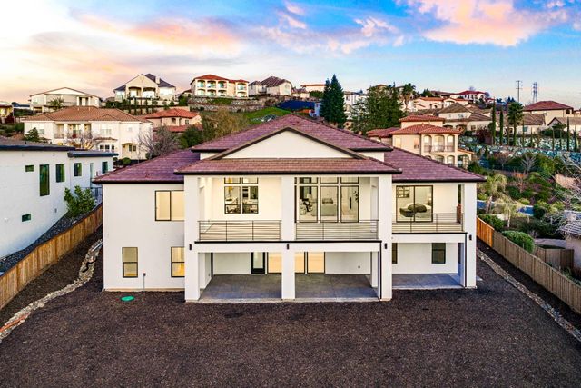 762 Glen-Mady Way, Folsom, CA 95630