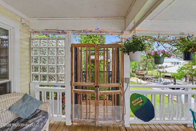 6330 Shawnee Street, Kiln, MS 39556
