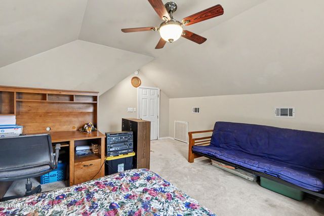6330 Shawnee Street, Kiln, MS 39556