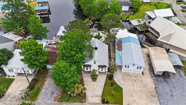 6330 Shawnee Street, Kiln, MS 39556