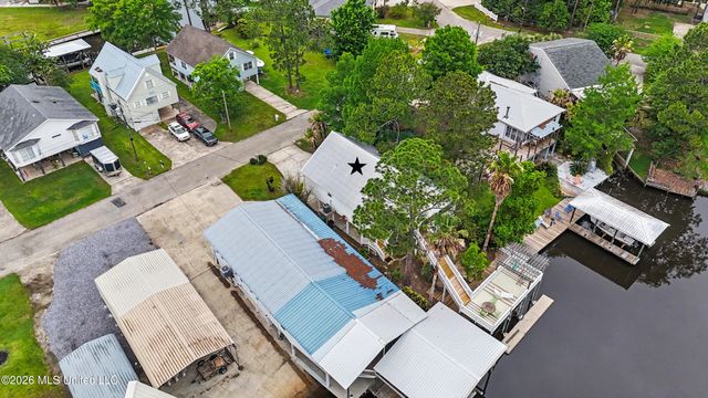 6330 Shawnee Street, Kiln, MS 39556