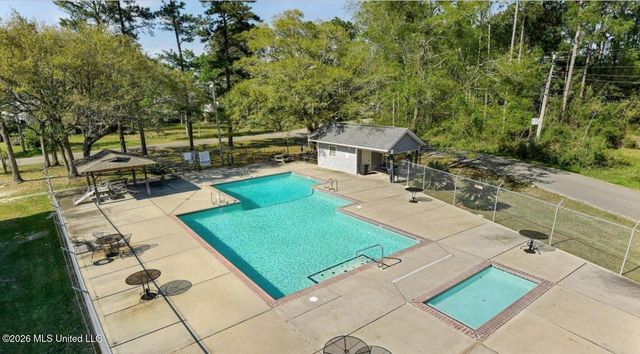 6330 Shawnee Street, Kiln, MS 39556