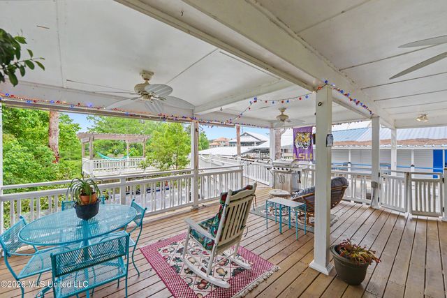 6330 Shawnee Street, Kiln, MS 39556