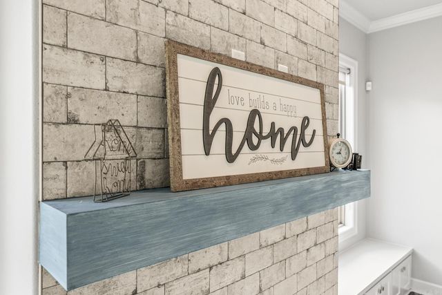 301 Kanis Ridge Dr, Little Rock, AR 72223