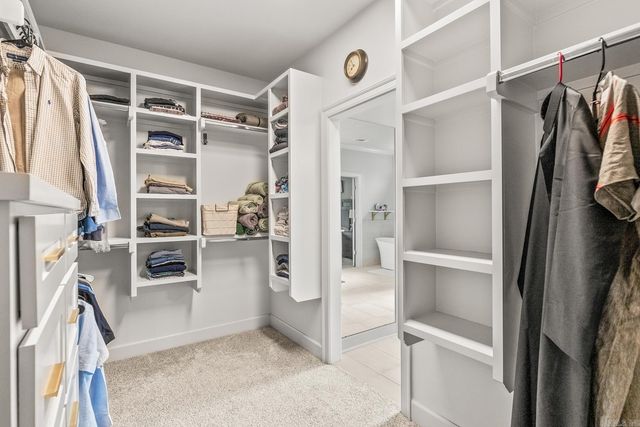 301 Kanis Ridge Dr, Little Rock, AR 72223