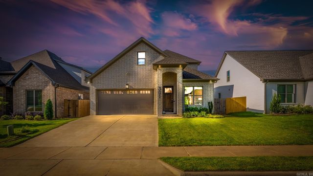 301 Kanis Ridge Dr, Little Rock, AR 72223