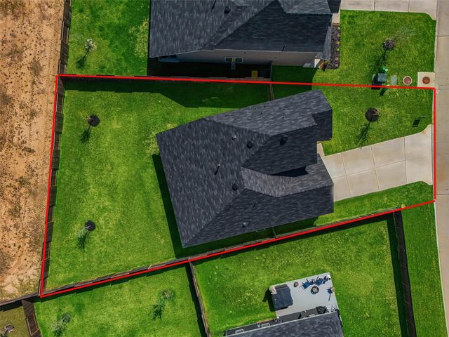 815 Devils Bridge Street, Conroe, TX 77303