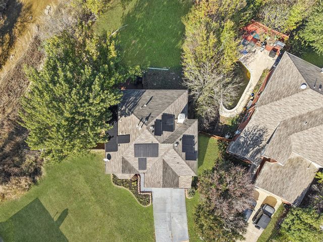 3901 Silver Meadow Lane, Grand Prairie, TX 75052