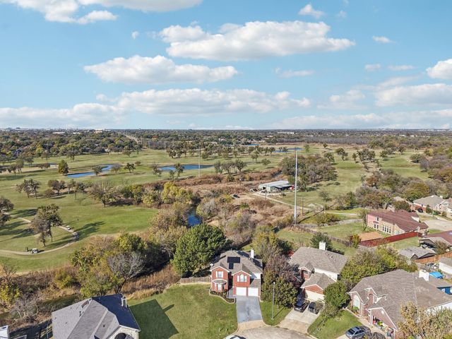 3901 Silver Meadow Lane, Grand Prairie, TX 75052