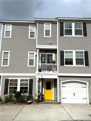 518 Norfolk Ave # B, Virginia Beach, VA 23451