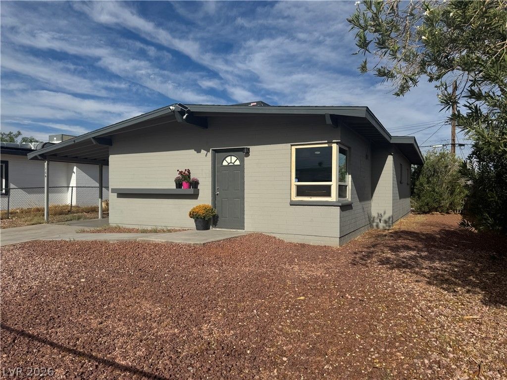 104 Stanford St Street, Las Vegas, NV 89107 — photo 4