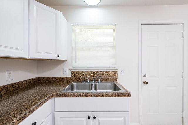 1804 Kelly Drive, Jacksonville, AR 72076
