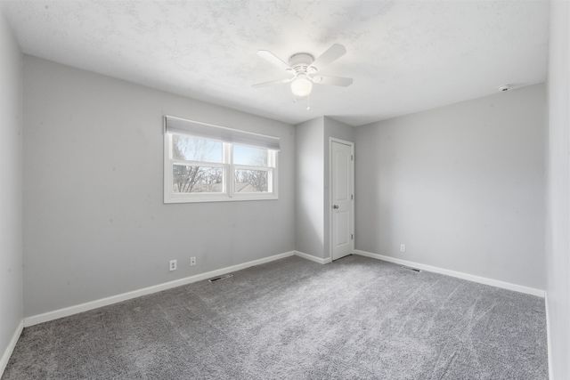 925 E Betsy Ross Dr, Andover, KS 67002