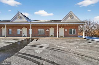 1829 NEW HOLLAND RD, Reading, PA 19607