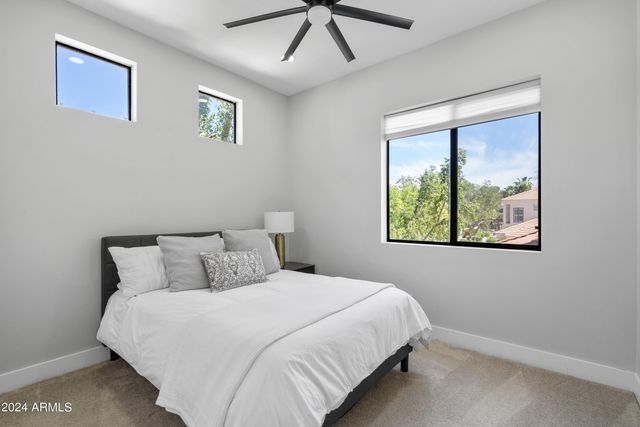 8270 N HAYDEN Road 2005, Scottsdale, AZ 85258