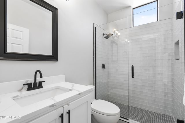 8270 N HAYDEN Road 2005, Scottsdale, AZ 85258