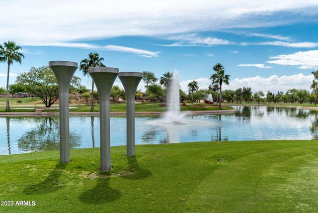 8270 N HAYDEN Road 2005, Scottsdale, AZ 85258