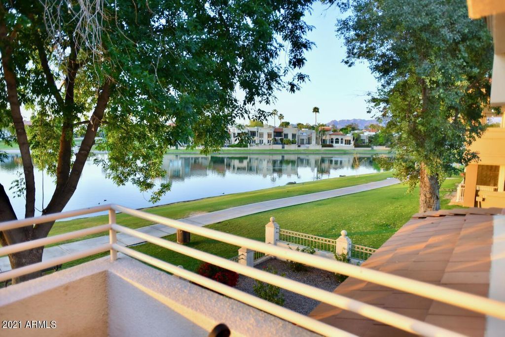 8270 N HAYDEN Road 2005, Scottsdale, AZ 85258
