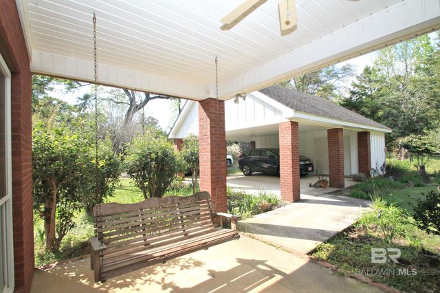 16325 South Boulevard, Silverhill, AL 36576