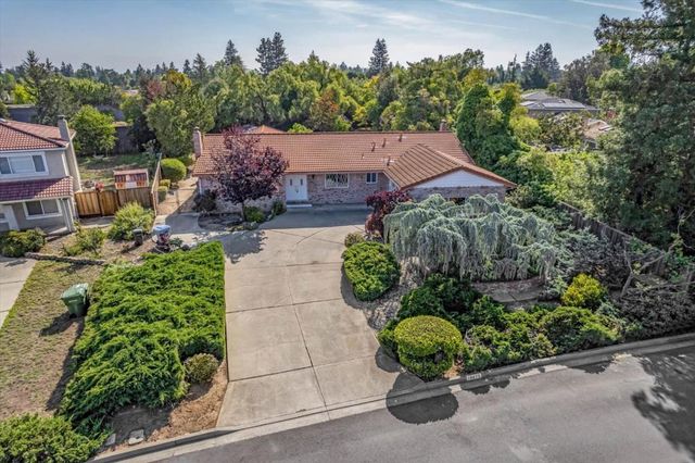 19875 SEA GULL Way, Saratoga, CA 95070