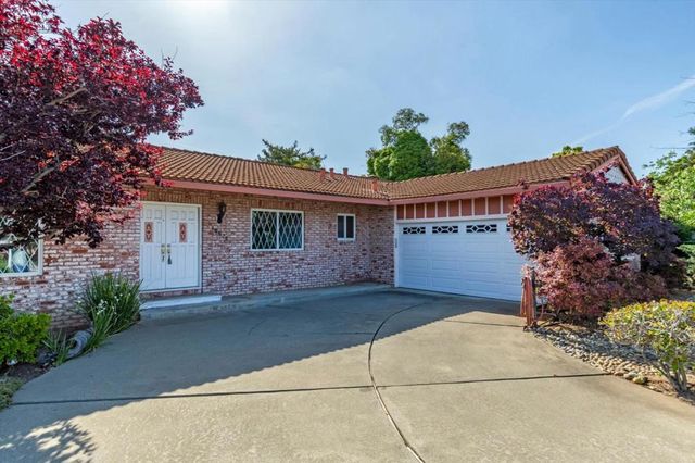 19875 SEA GULL Way, Saratoga, CA 95070