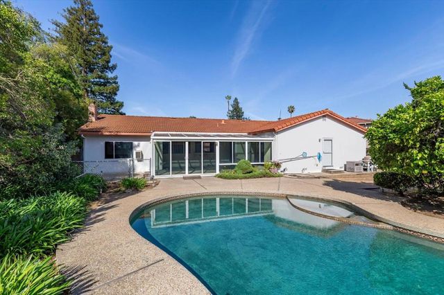 19875 SEA GULL Way, Saratoga, CA 95070