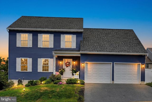 214 LOGHES DR, Manheim, PA 17545