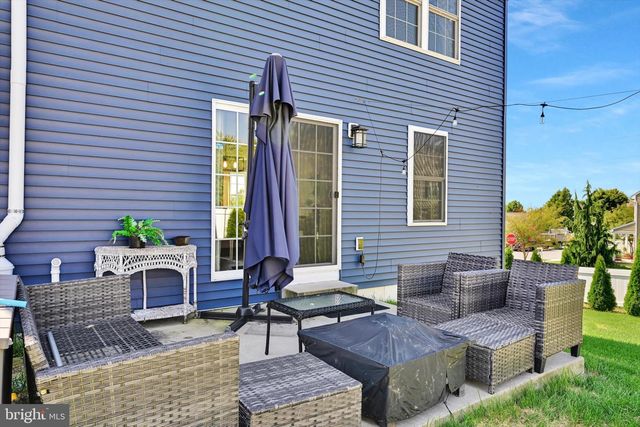 214 LOGHES DR, Manheim, PA 17545