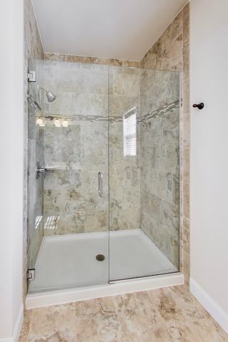 2427 Bennington Avenue, Schererville, IN 46375