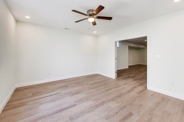 2427 Bennington Avenue, Schererville, IN 46375