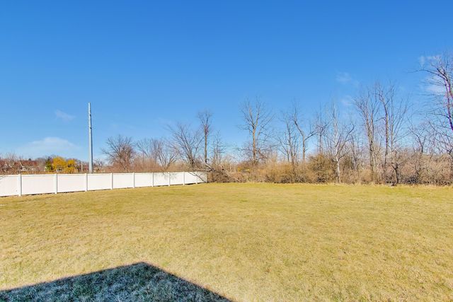 2427 Bennington Avenue, Schererville, IN 46375