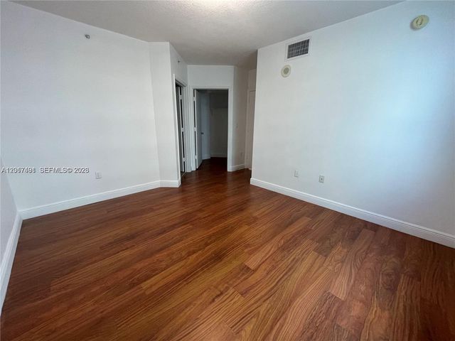 9201 Collins Ave 321, Surfside, FL 33154