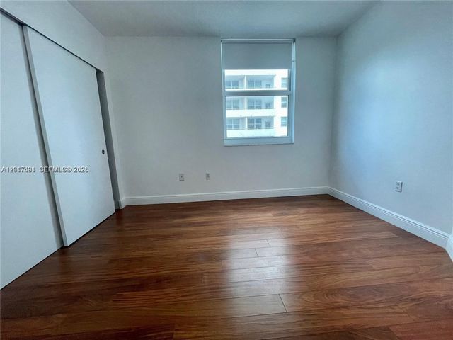 9201 Collins Ave 321, Surfside, FL 33154