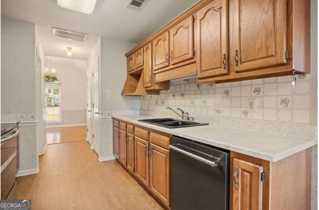 106 John Court, Warner Robins, GA 31093