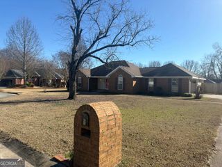 106 John Court, Warner Robins, GA 31093