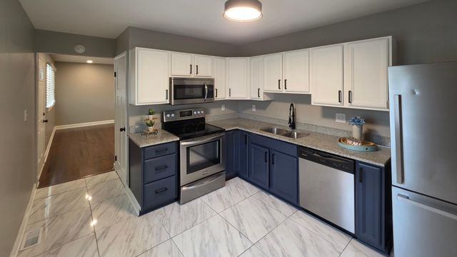 3137 Hillgate Road, Columbus, OH 43207