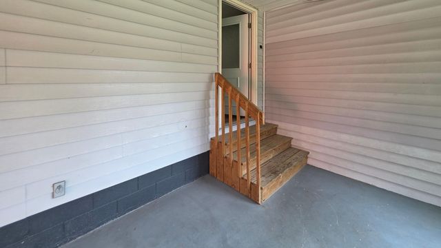 3137 Hillgate Road, Columbus, OH 43207