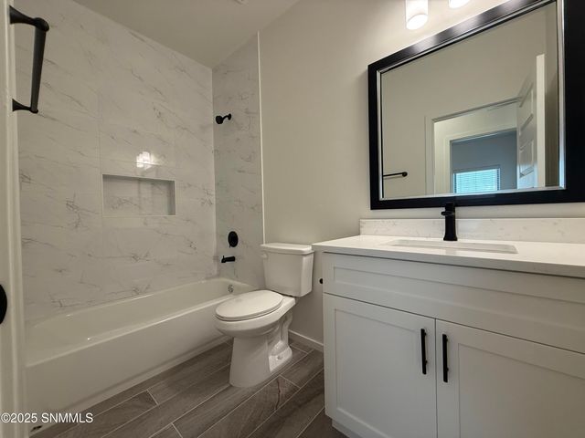 7664 Alila Way, Las Cruces, NM 88012