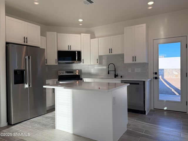 7664 Alila Way, Las Cruces, NM 88012