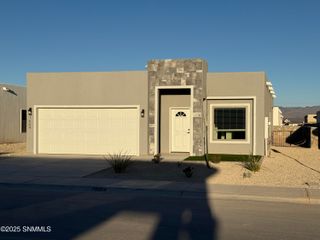 7664 Alila Way, Las Cruces, NM 88012
